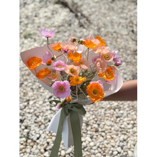 Poppy Bouquet B0041