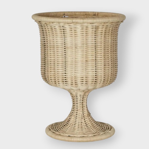 Rattan Basket Urn FUR0248